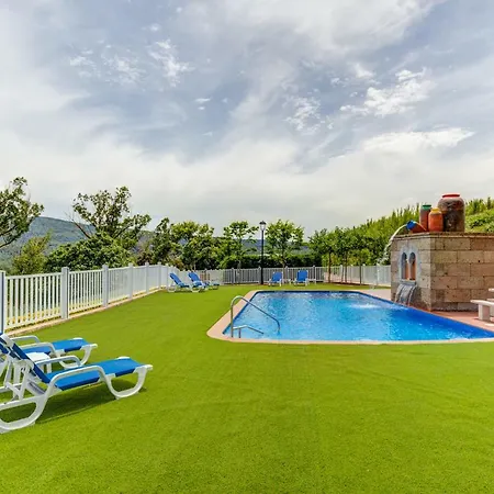 La Granja Village Country house